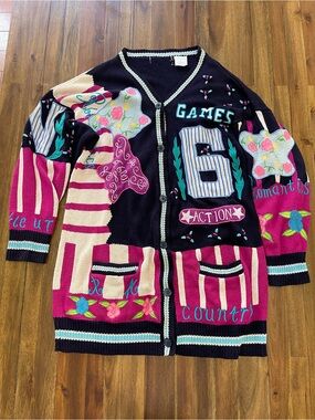 Vintage 100% Silk Wearable Art Embroidered Patchwork Cardigan Sweater Size Small